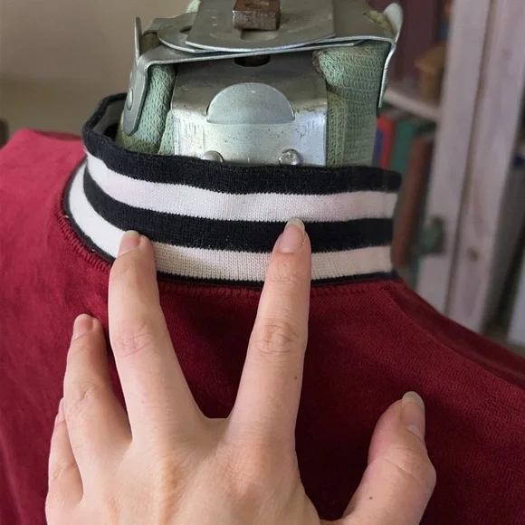 Red Velvet Velour Track Jacket Y2K Emo Soft Grunge Zip Up Striped Collar retro - Picture 9 of 12